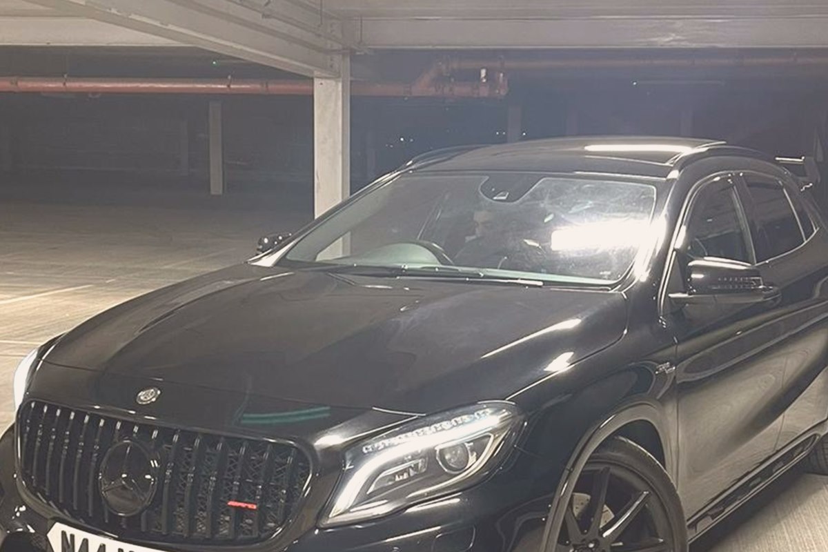 Sold Nissan Elgrand Hybrid